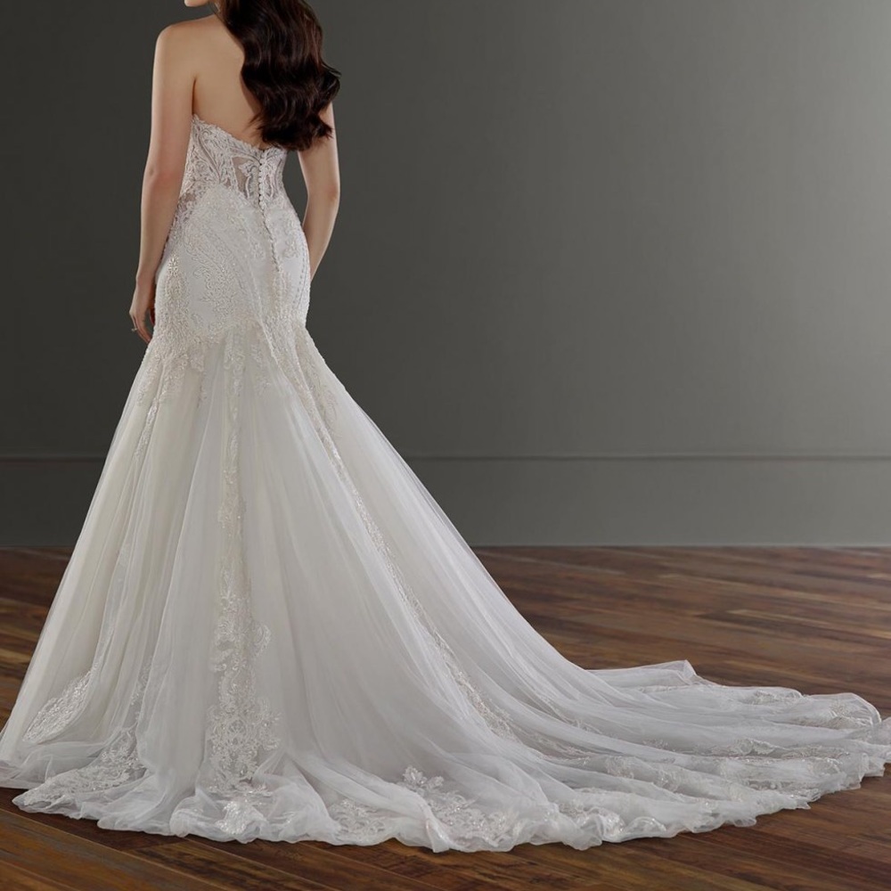 Martina Liana Wedding Gown